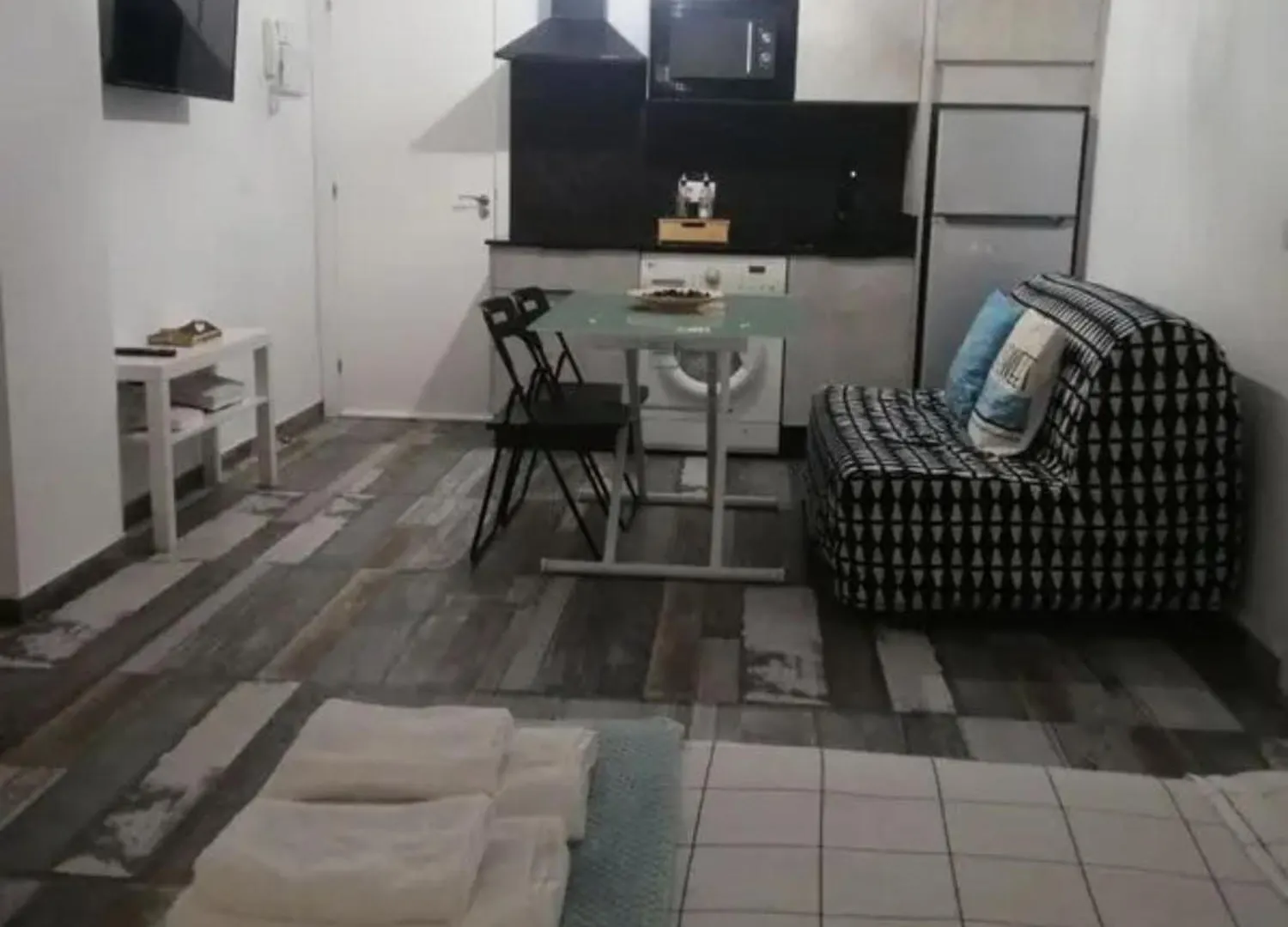 Modernos Apartamentos En Ciudad Jardin Cordoba Spain